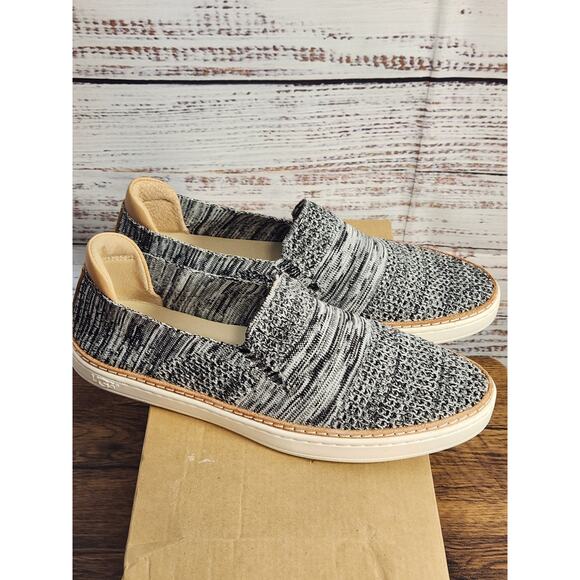 UGG Sammy Black Heather stretch knit/leather slip on sneaker size 7.5 - Picture 2 of 7